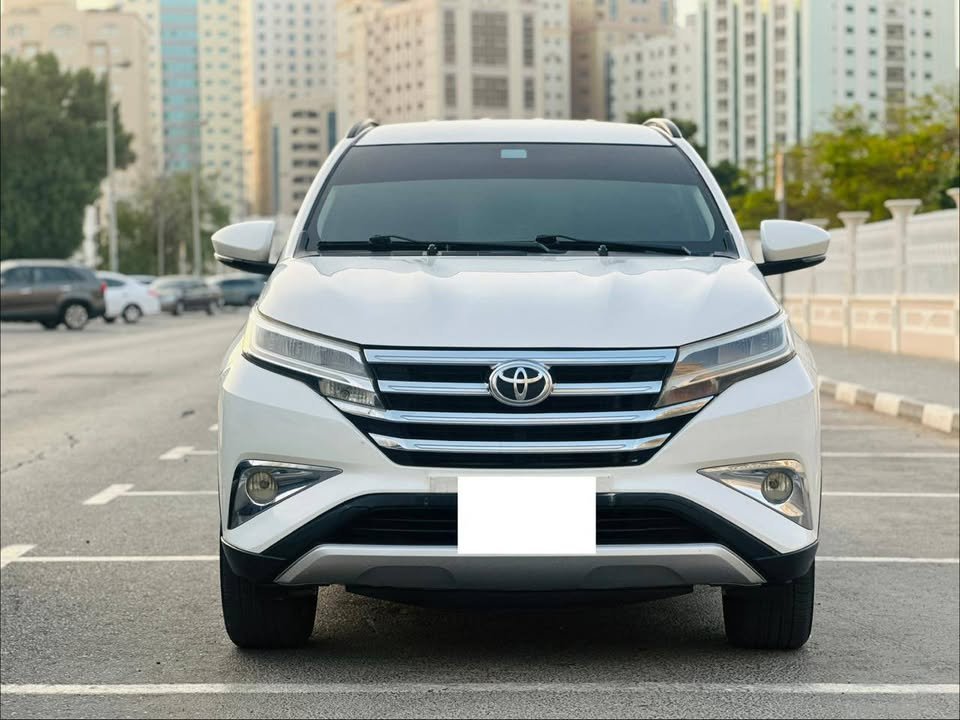 Toyota Rush 2020 GCC | 7-Seater | Low KM